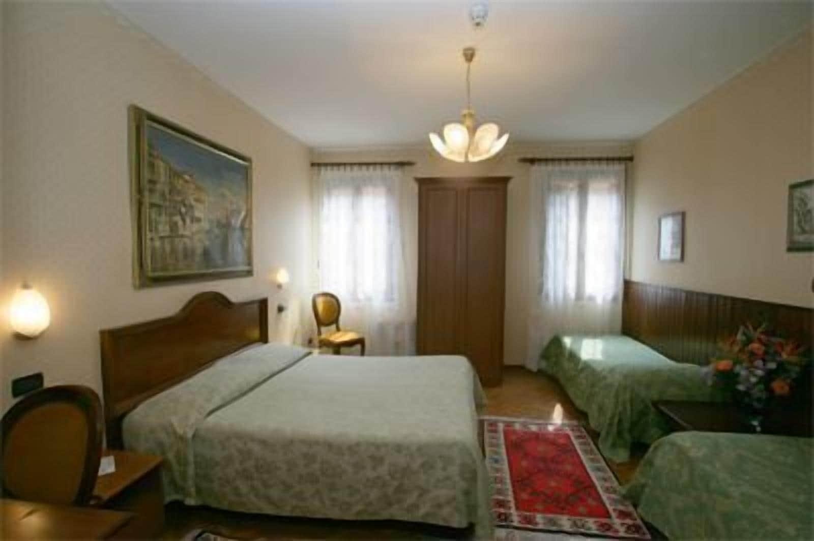 Hotel Florida Venezia Esterno foto