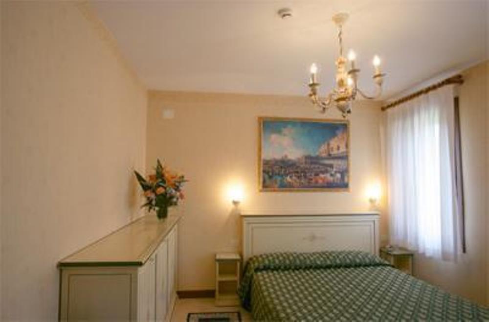 Hotel Florida Venezia Esterno foto