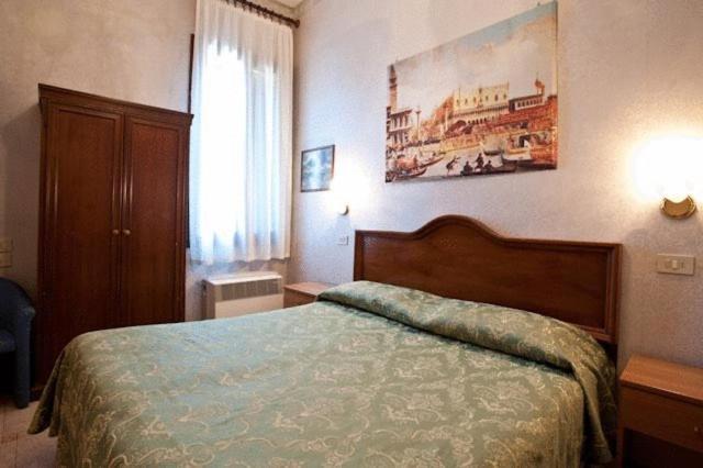 Hotel Florida Venezia Esterno foto